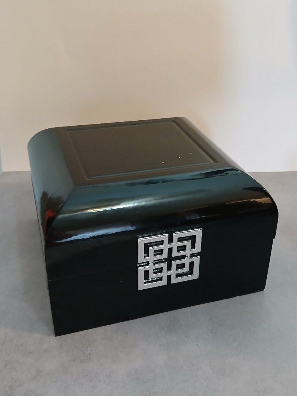 Vintage Black Lacquer Hinged Box with Celtic Design Emblem